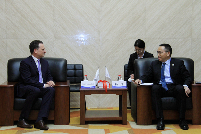 BFSU, 17 mainland universities co-host presidents forum with HKBU